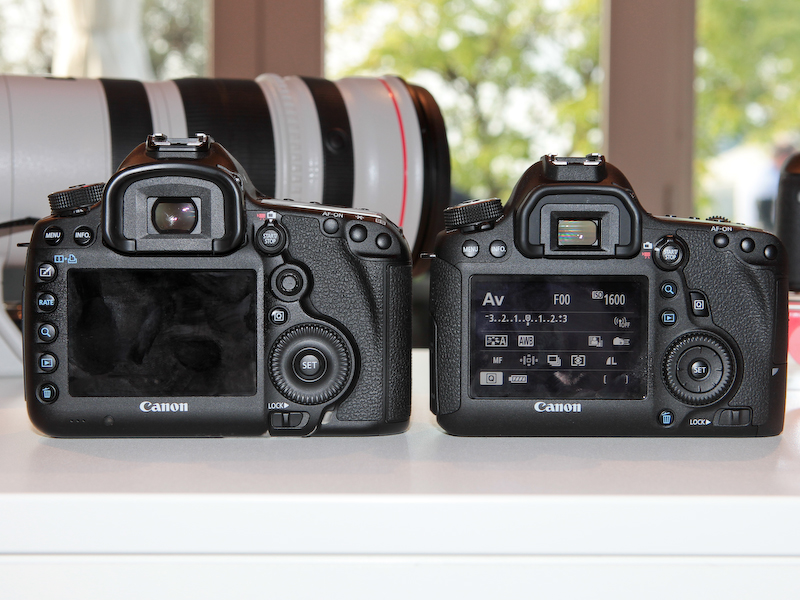 <b>EOS 5D Mark III（左）との比較</b>
