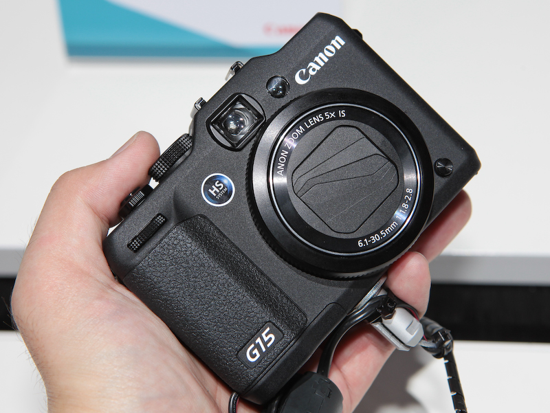 <b>大口径化してもレンズバリアは引き継いだ</b>