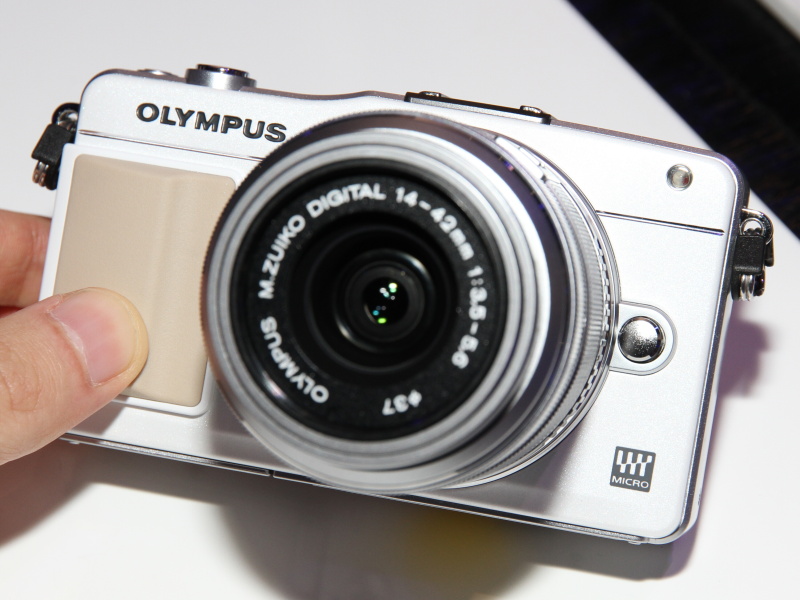 <b>OLYMPUS PEN mini E-PM2</b>