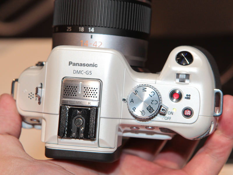 <b>ソリッドシルバー</b>