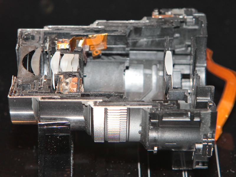 <b>同シューティングスタイル（望遠端時）</b>