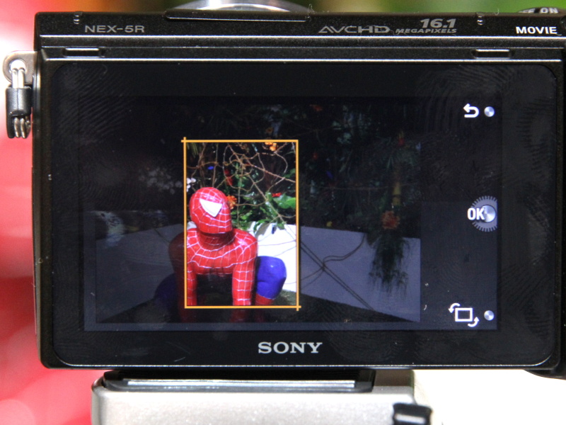 <b>Photo Retouchアプリでトリミングを行なっているところ</b>