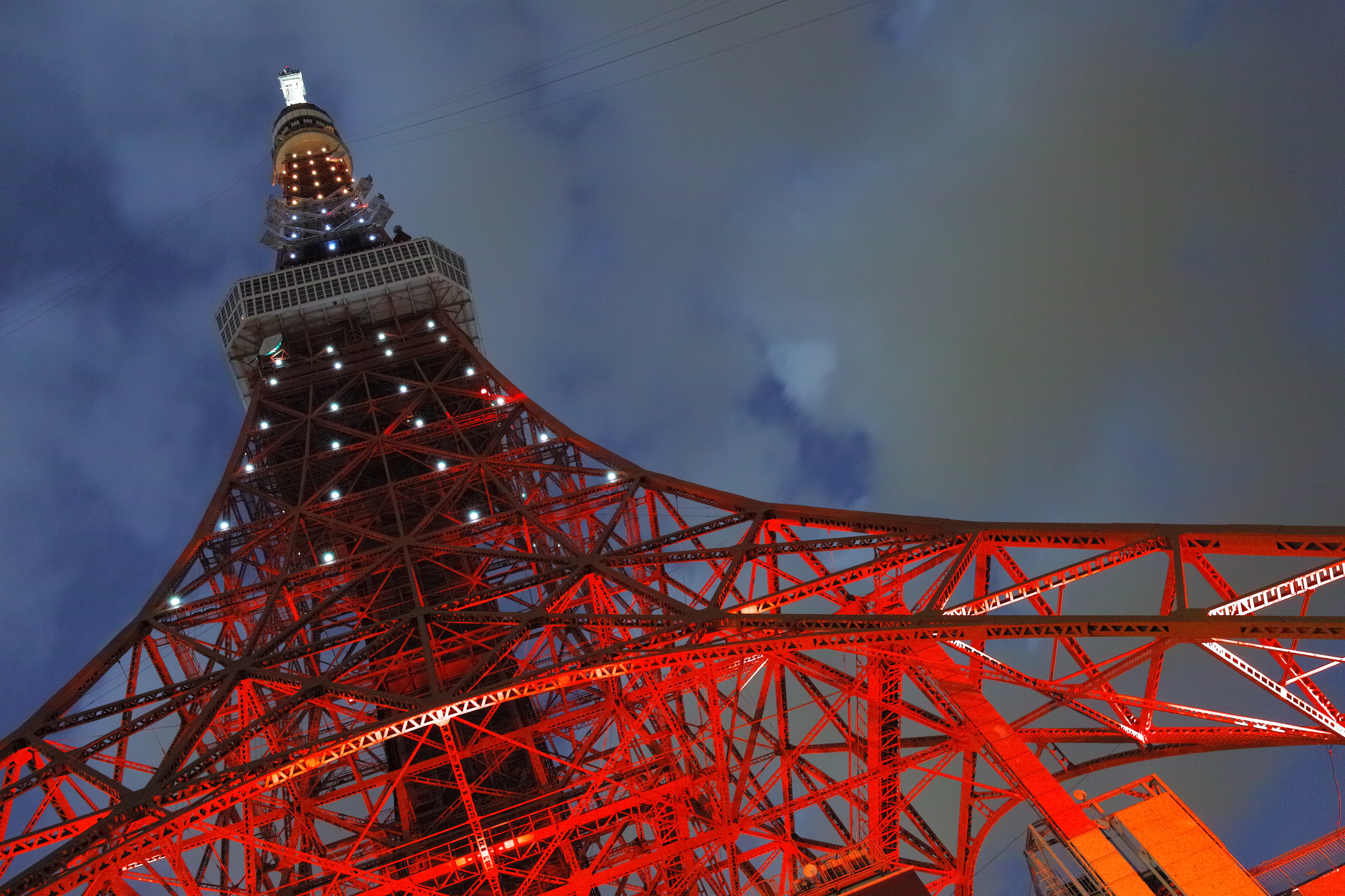 <b>JPEGで撮影 / DP1 Merrill / 5.2MB / 4,704×3,136 / 2秒 / F8 / 0.0EV / ISO400 / WB:オート</b>