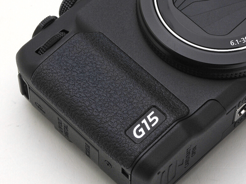 <b>グリップ部。握るように持っても、つまむように持っても安心感がある</b>