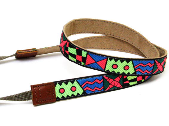 <b>ネオンサイン</b>