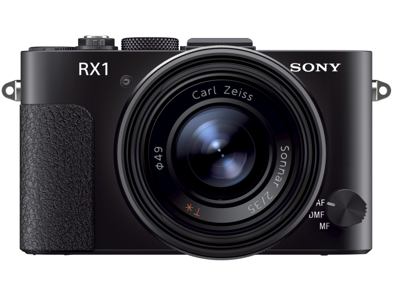 <b>サイバーショットDSC-RX1の新仕様外観。フォーカスモードダイヤルから「C」が無くなった</b>