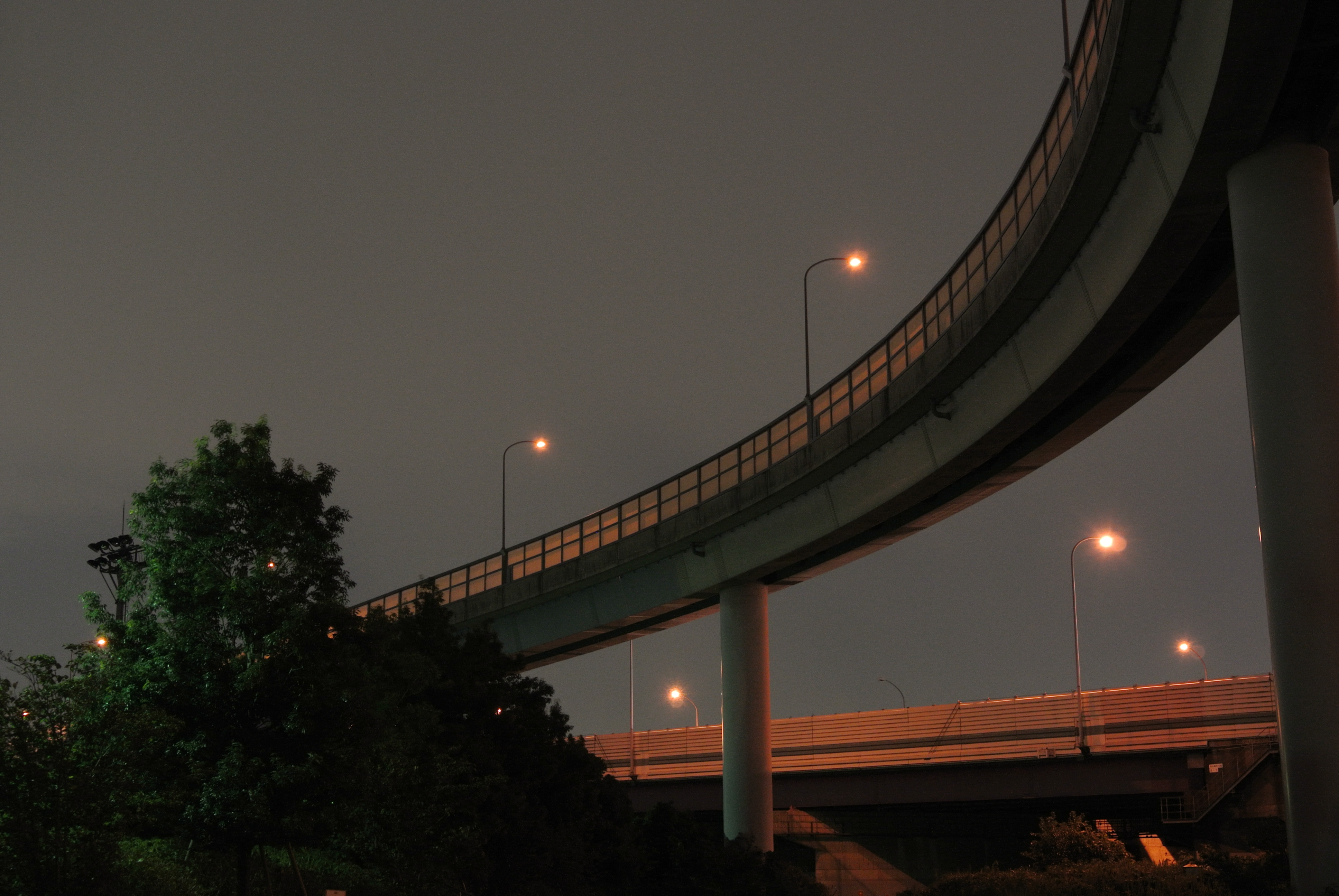 <b>Nikon 1 J2 / 1 NIKKOR VR 10-30mm F3.5-5.6 / 約5MB / 3,872×2,592 / 4秒 / F5.6 / 0EV / ISO400 / 18.2mm</b>