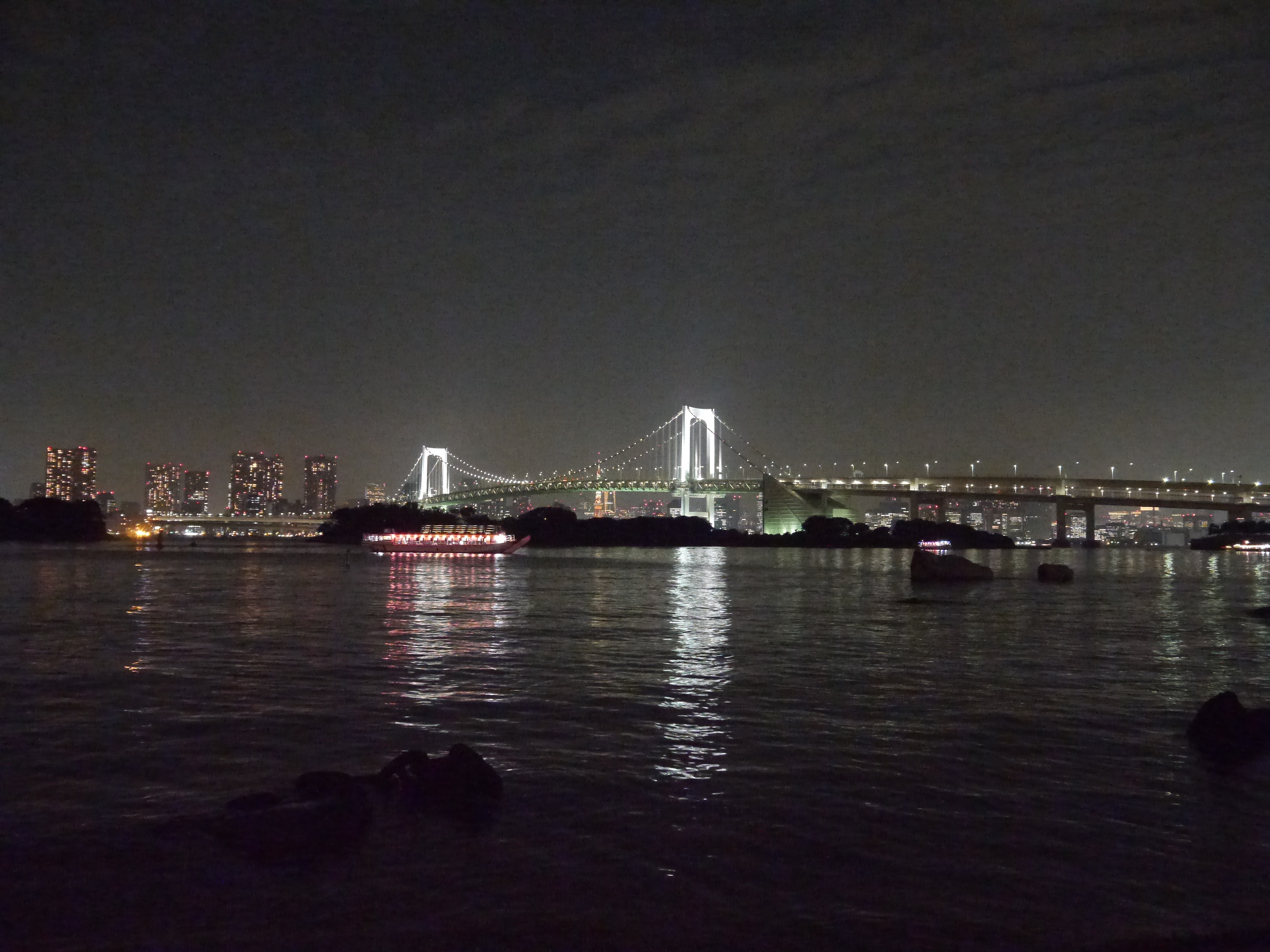 <b>NR：OFF / ISO6400</b>