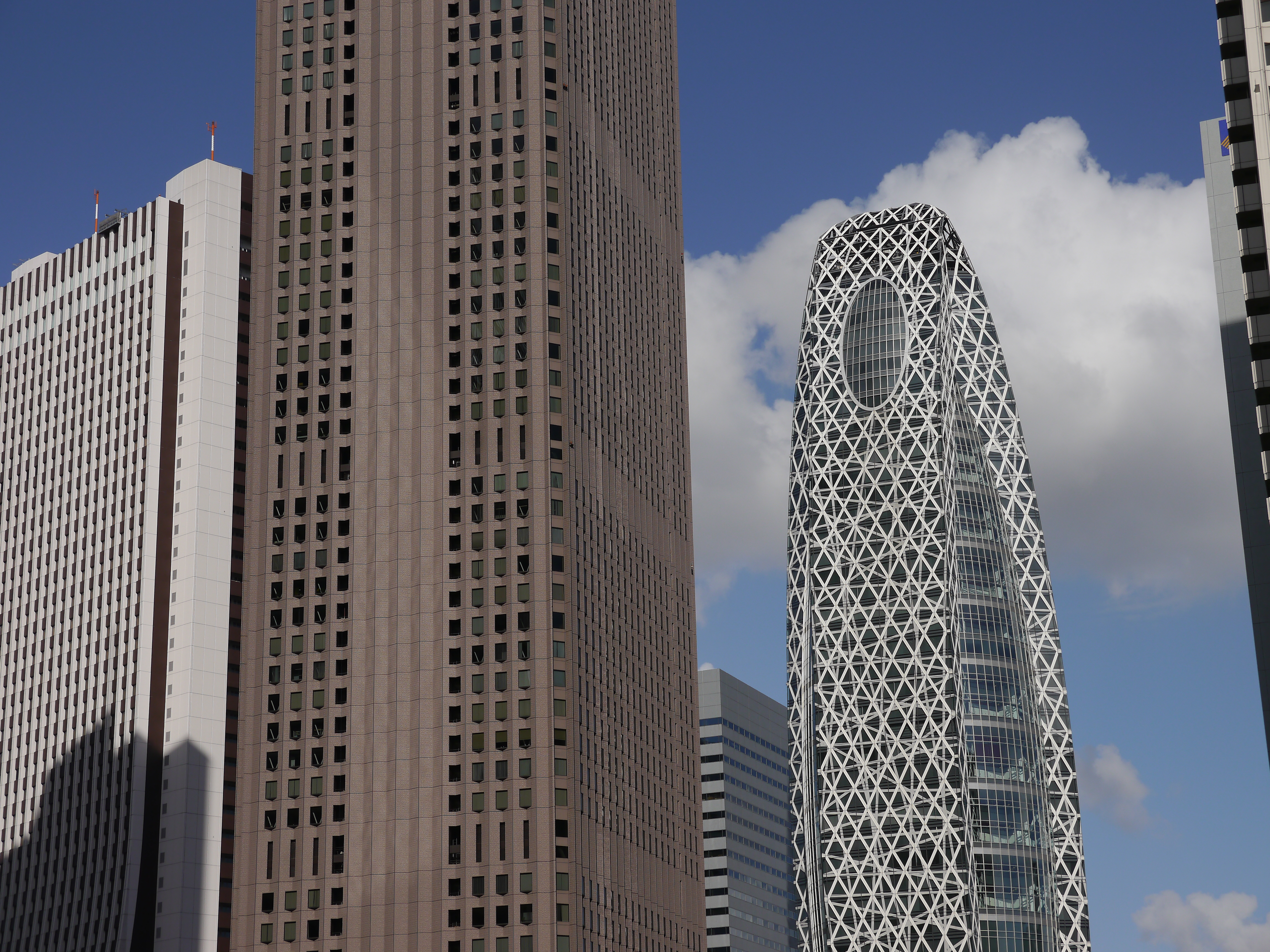 <b>超解像：強</b>