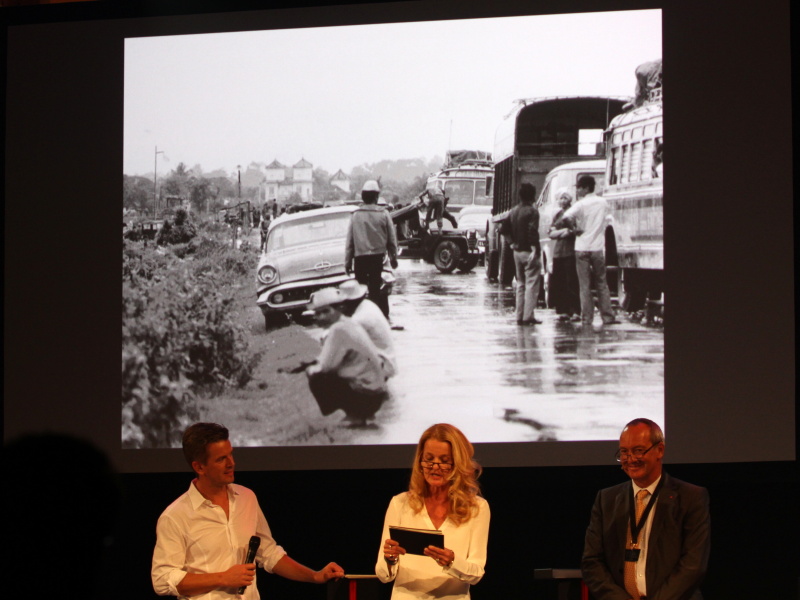 <b>続いて行なわれた「Leica Hall of Fame」の表彰は、ライカギャラリーザルツブルグのディレクターであるKarin Rehn-Kaufman氏が進行</b>