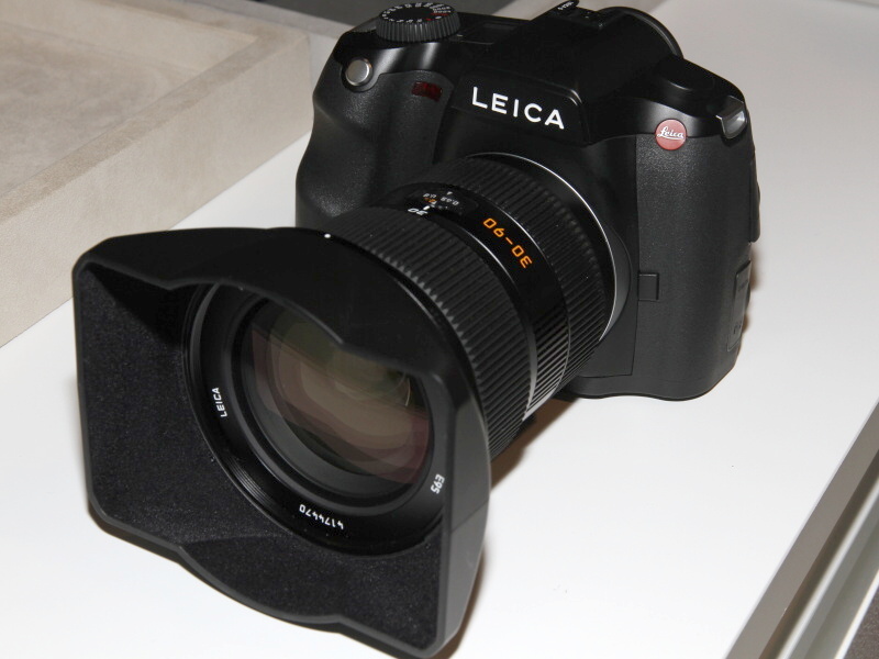 <b>ライカバリオ・エルマーS f3.5-5.6/30-90mm ASPH.の装着例</b>