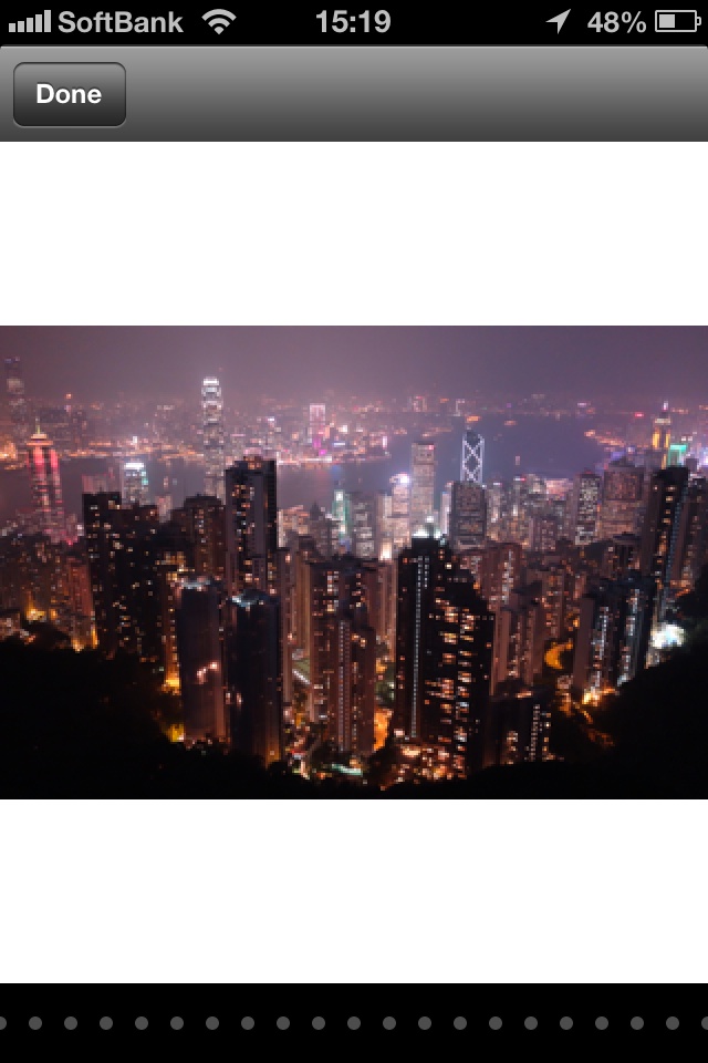 <b>専用アプリでのサムネイル表示。もちろん全画面表示も可能</b>