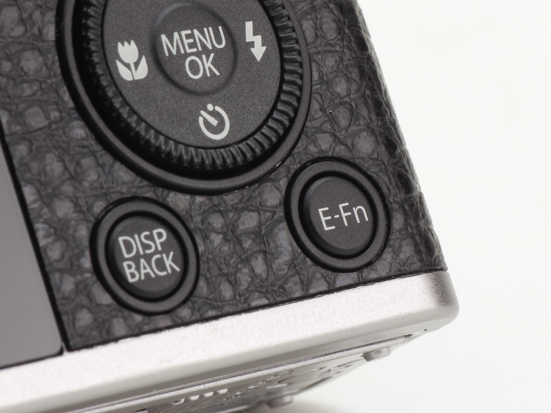<b>E-Fnボタンを新搭載した</b>