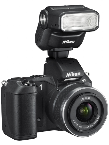 <b>Nikon 1 V2への装着例</b>