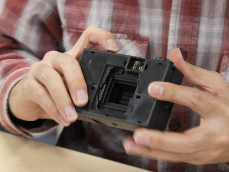 <b>ここでシャッターを動かす部品が動作するか、巻き上げとレリーズで確認しておく。</b>