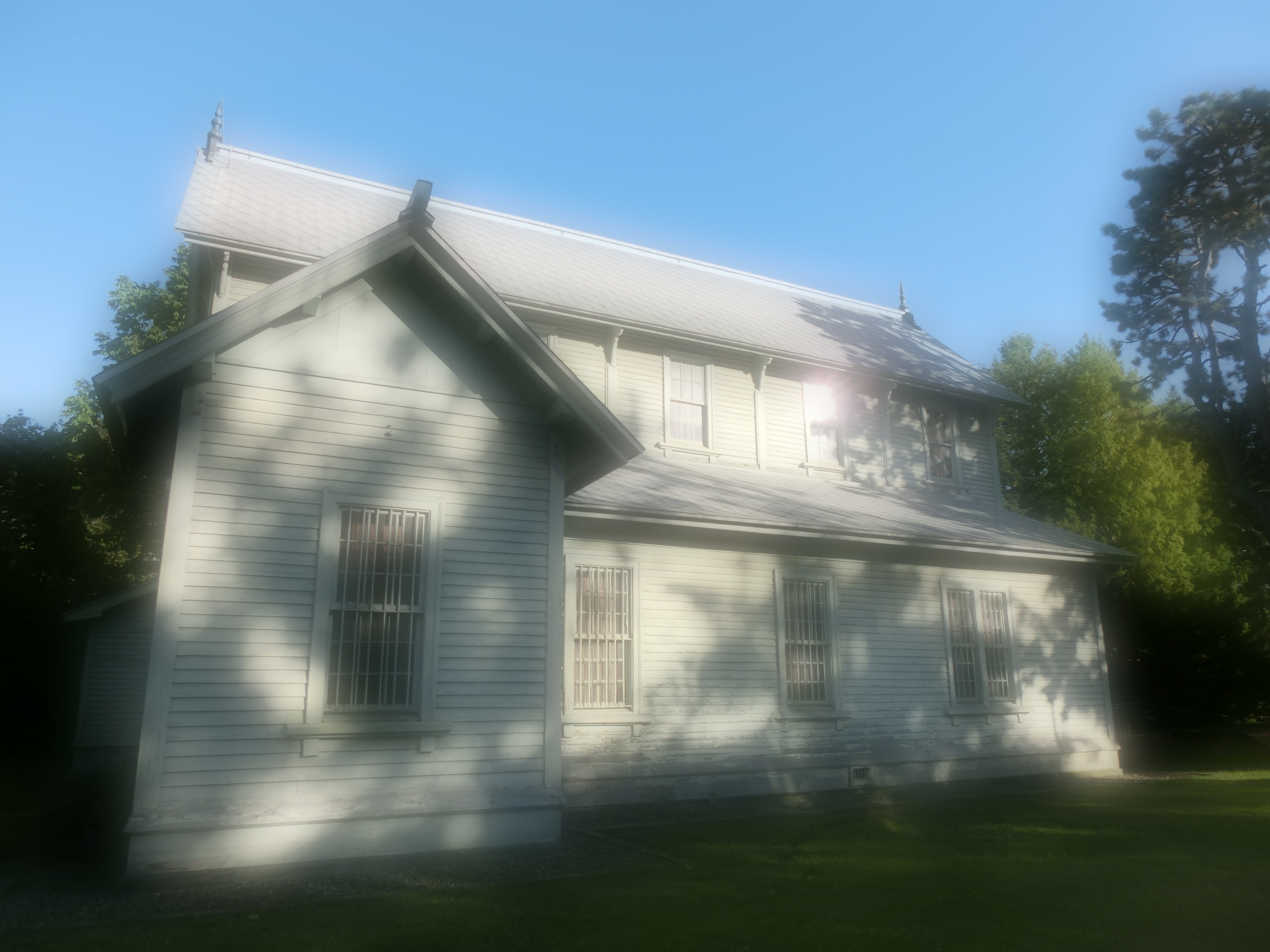 <b>ソフトフォーカス：レベル3 / EX-ZR1000 / 4,608×3,456 / 1/1,000秒 / F3 / 0.3EV / ISO80 / WB：オート / 4.24mm（24mm相当）</b>