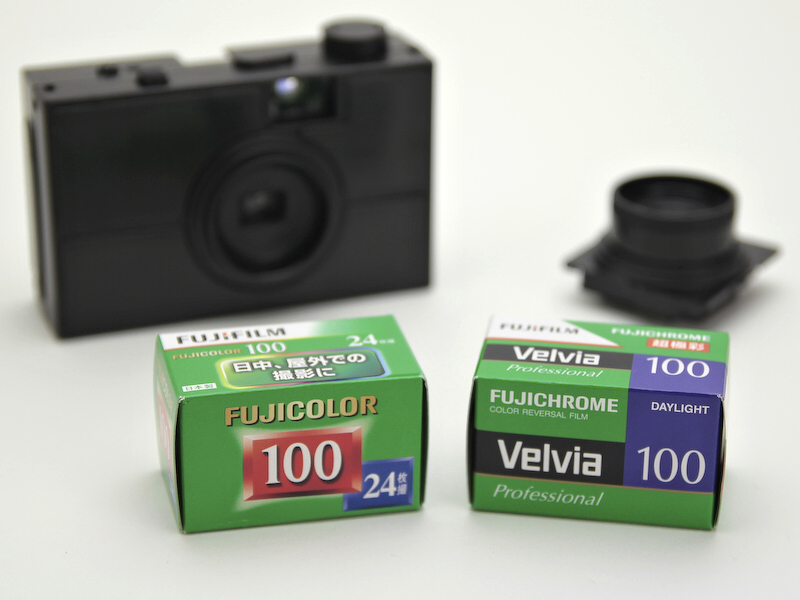 <b>最初はISO100のネガとリバーサルフィルムで2本のレンズを試した</b>