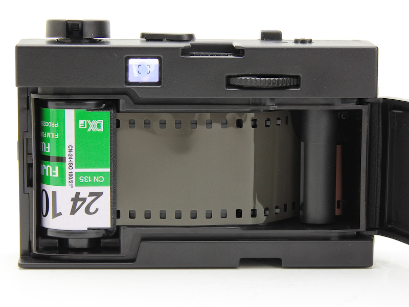 <b>フィルムはこのようにセットする</b>