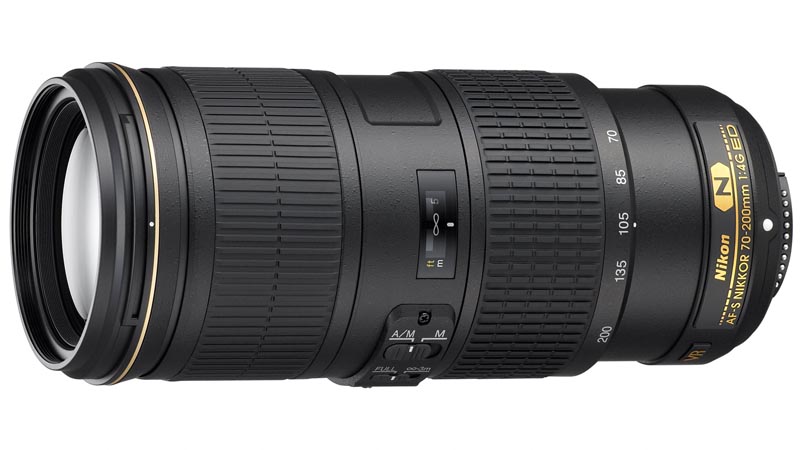 <b>最新のNIKKORレンズ「AF-S NIKKOR 70-200mm F4 G ED VR」。約5段分相当の手ブレ補正機構を備える望遠ズームレンズ。11月下旬発売。価格は19万9,500円</b>