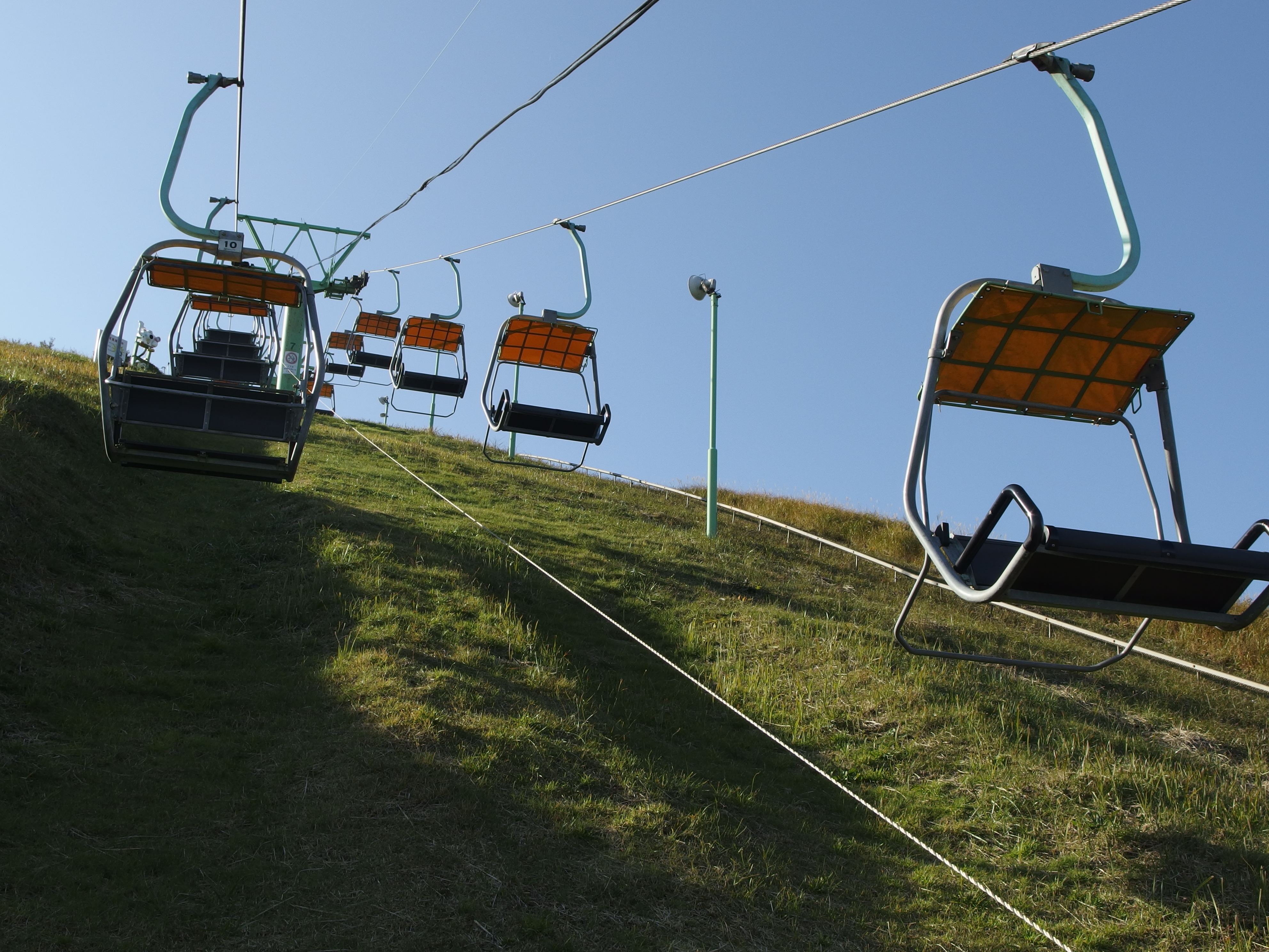 <b>XZ-2 / 3,968×2,976 / 1/400秒 / F5.6 / 0EV / ISO100 / WB:オート / 42mm</b>