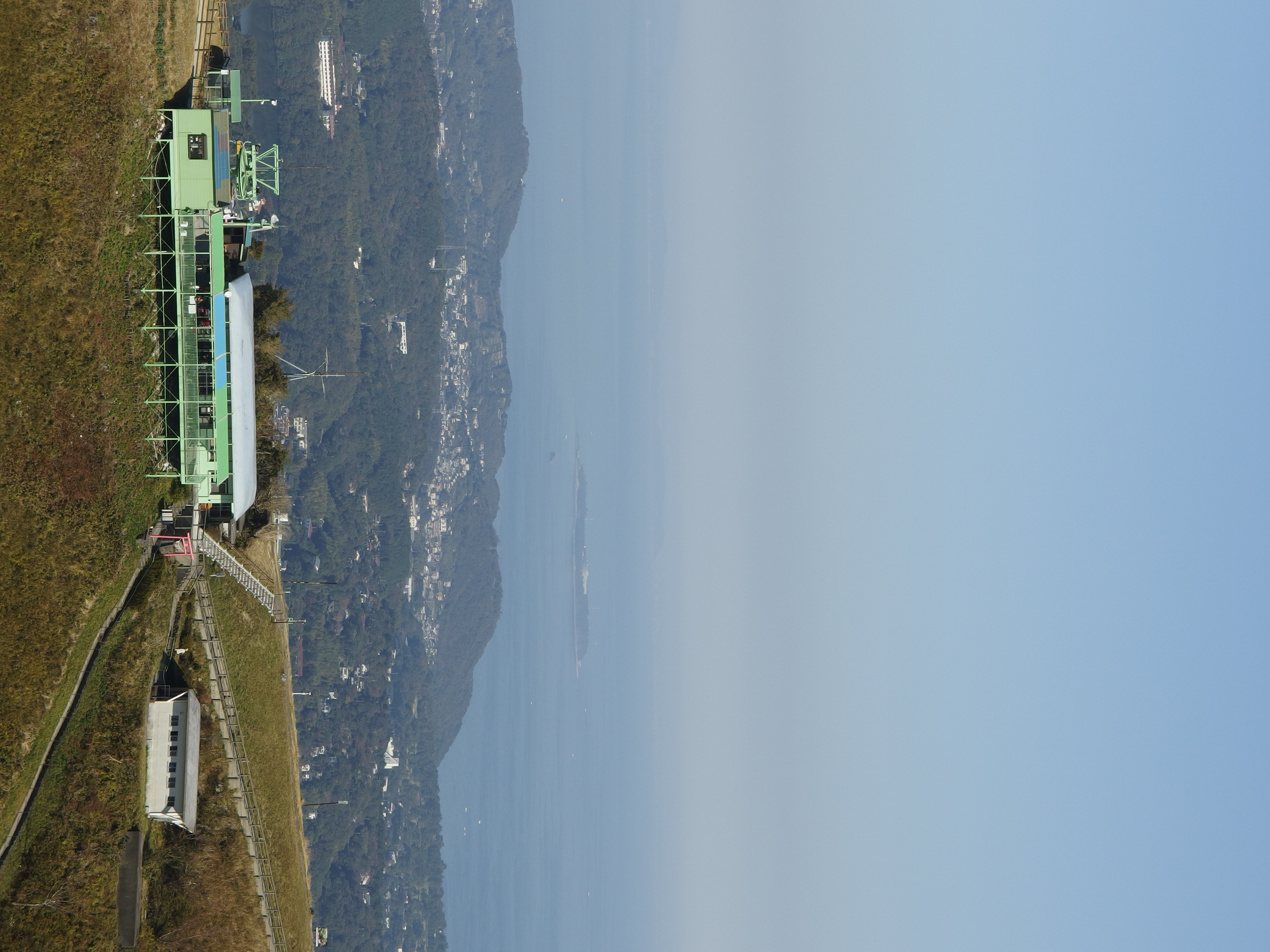 <b>XZ-2 / 3,968×2,976 / 1/500秒 / F5.6 / 0EV / ISO100 / WB:オート / 97mm</b>