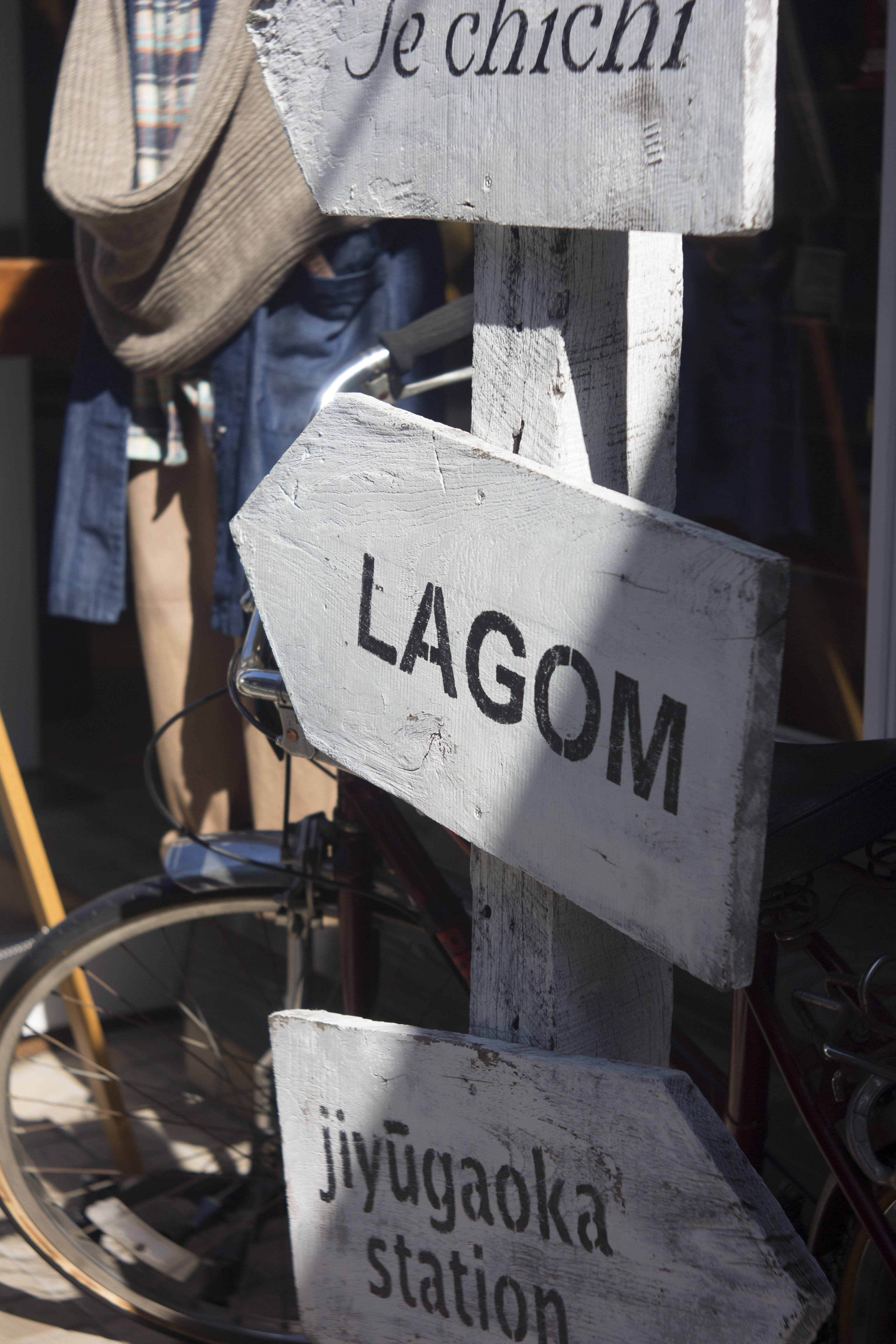 <b>EOS M / Super Rokkor 45mm F2.8 / 5,184×3,456 / 1/800秒 / F4 / +0.67EV / ISO100 / WB:オート / 45mm</b>