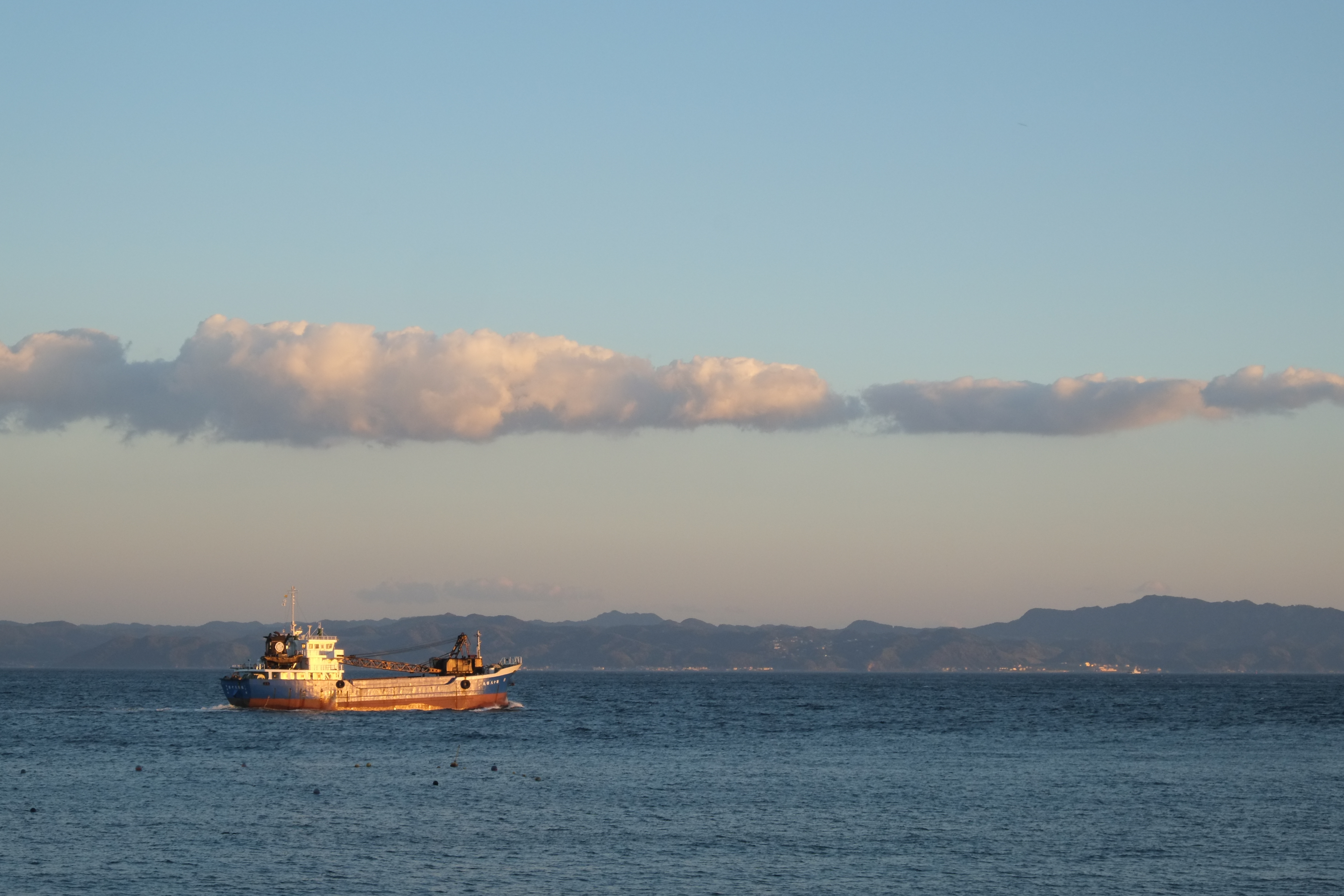 <b>X-E1 / XF 18-55m-m F2.8-4 R LM OIS / 約3.7MB / 4,896×3,264 / 1/150秒 / F13 / 0EV / ISO800 / 絞り優先AE / WB：オート / 55mm / フィルムシミュレーション：PROVIA</b>