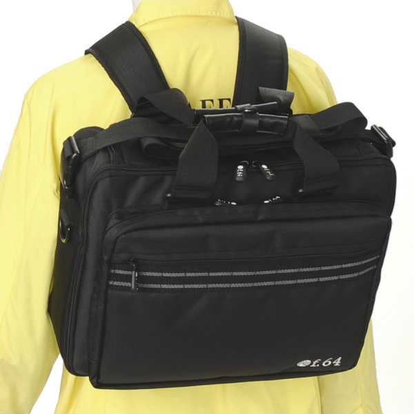 <b>リュックベルトを内蔵している</b>