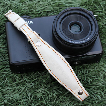 <b>THS004-Hand strap/White</b>