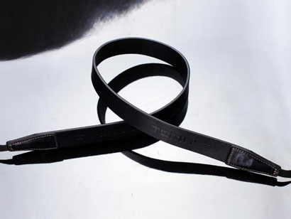 <b>TNS004(25mm)-Neck strap/Black</b>