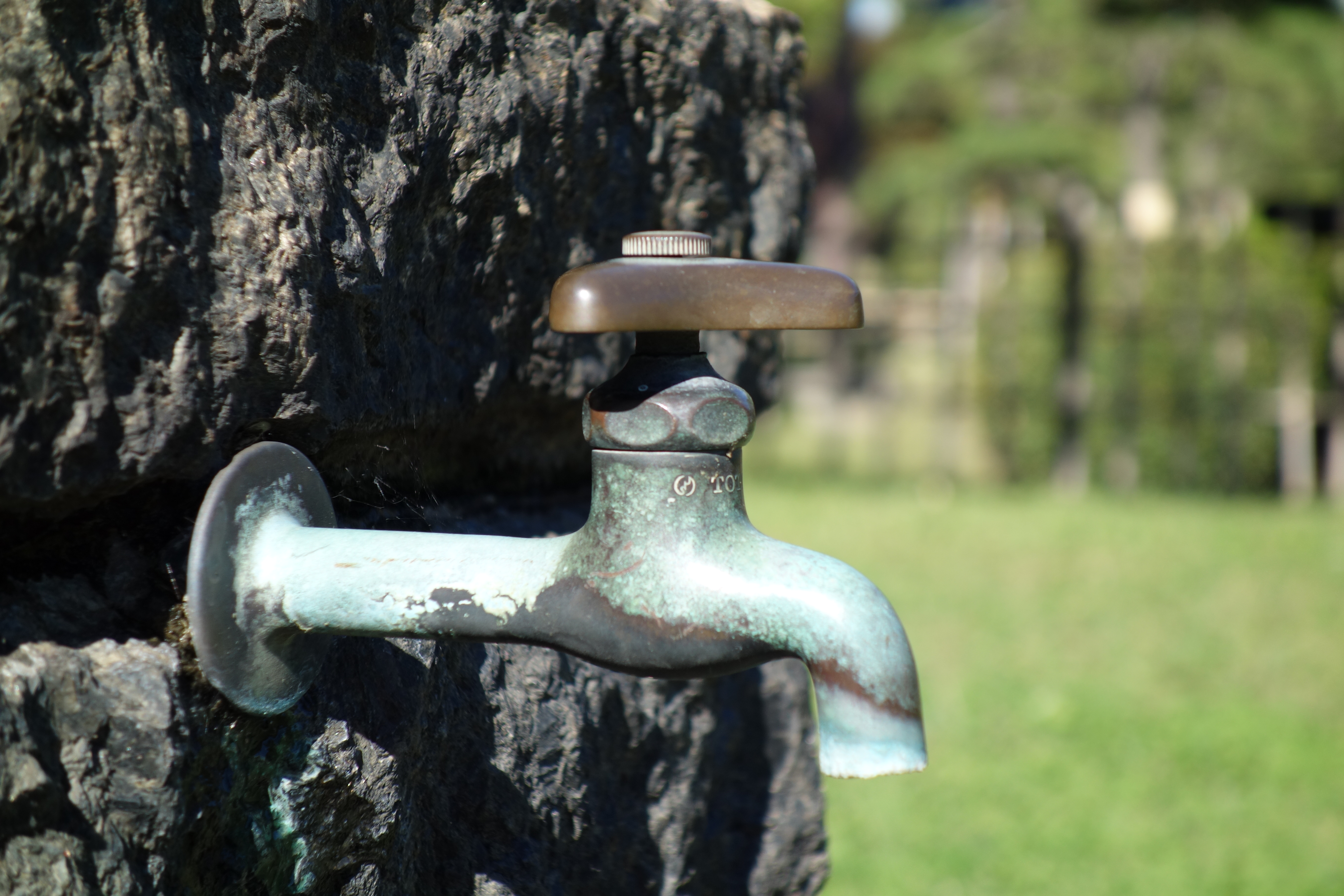 <b>ソニーサイバーショットDSC-RX100</b>