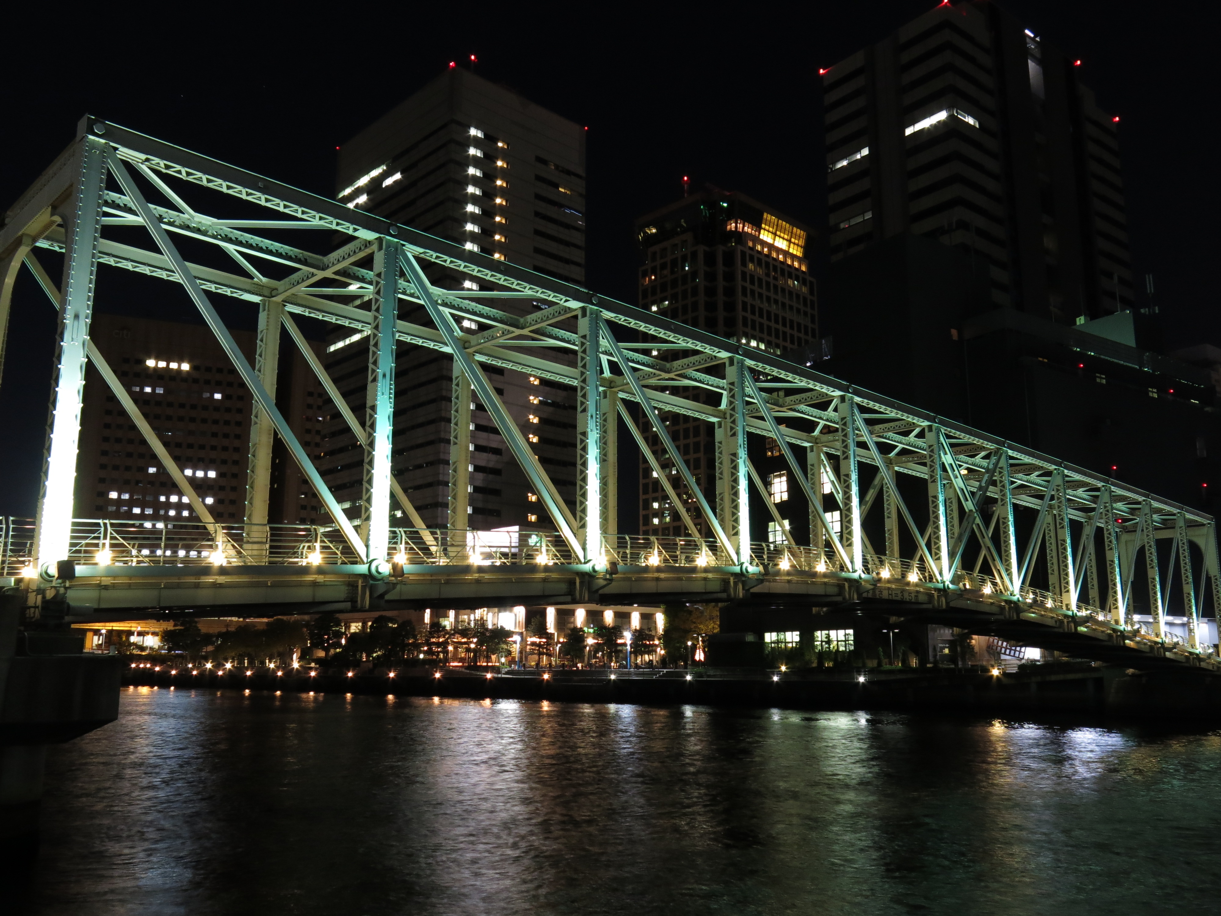 <b>ISO400 / PowerShot G15 / 約2.8MB / 4,000×3,000 / 1/1.2秒 / F4 / 0EV / 6mm</b>