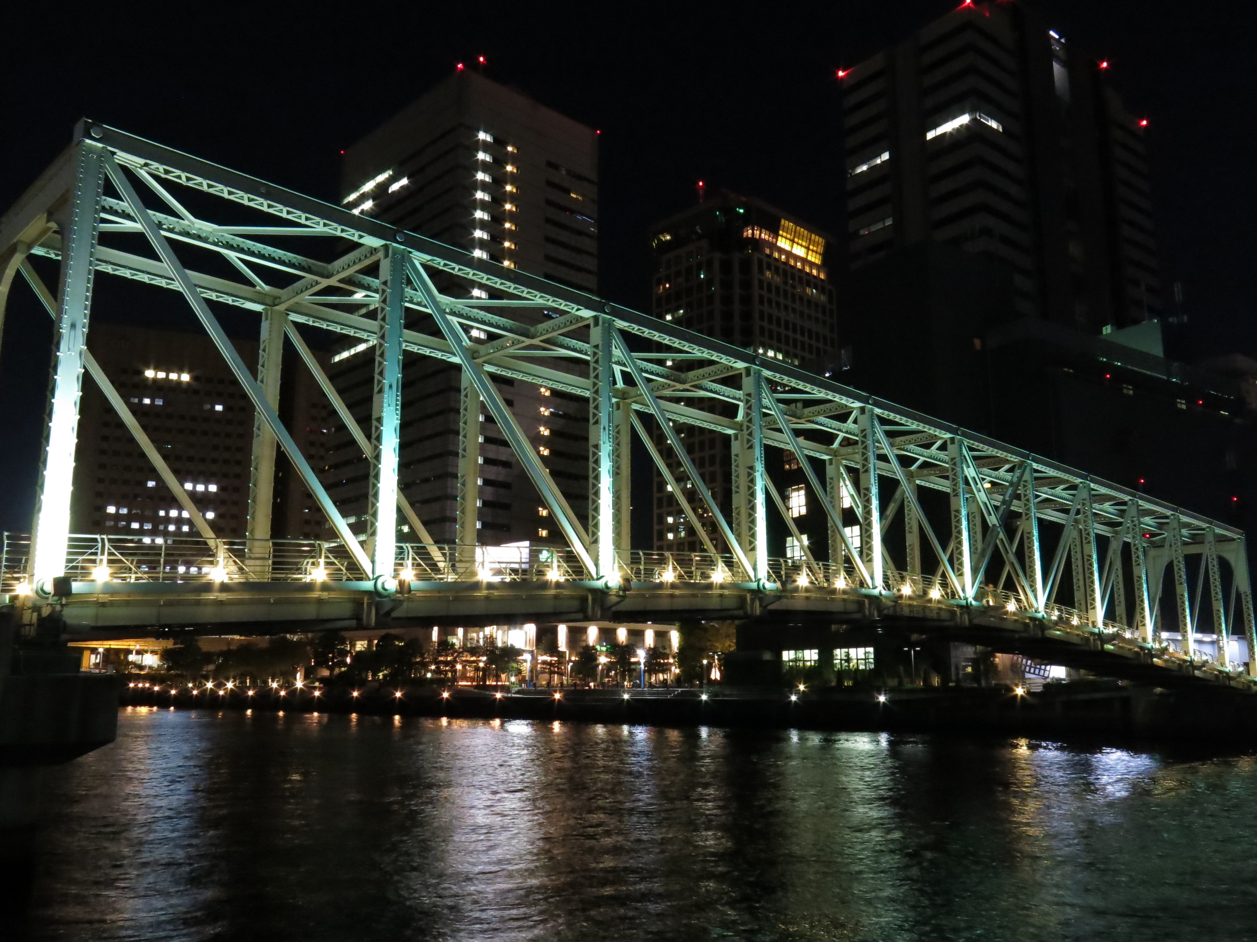 <b>ISO1600 / PowerShot G15 / 約2.9MB / 4,000×3,000 / 1/2.5秒 / F5.6 / 0EV / 6mm</b>