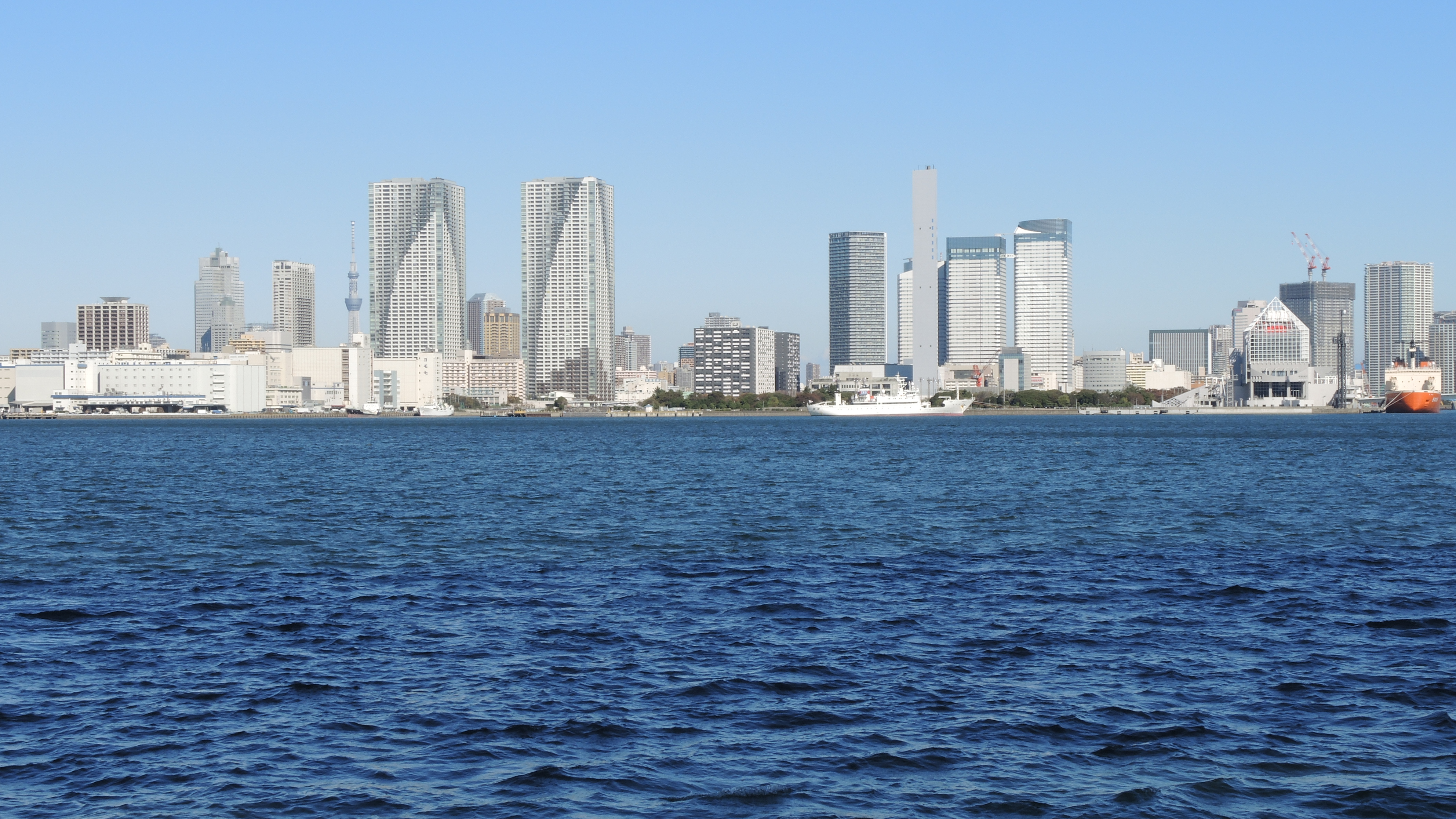 <b>16：9 / 3,968×2,232</b>