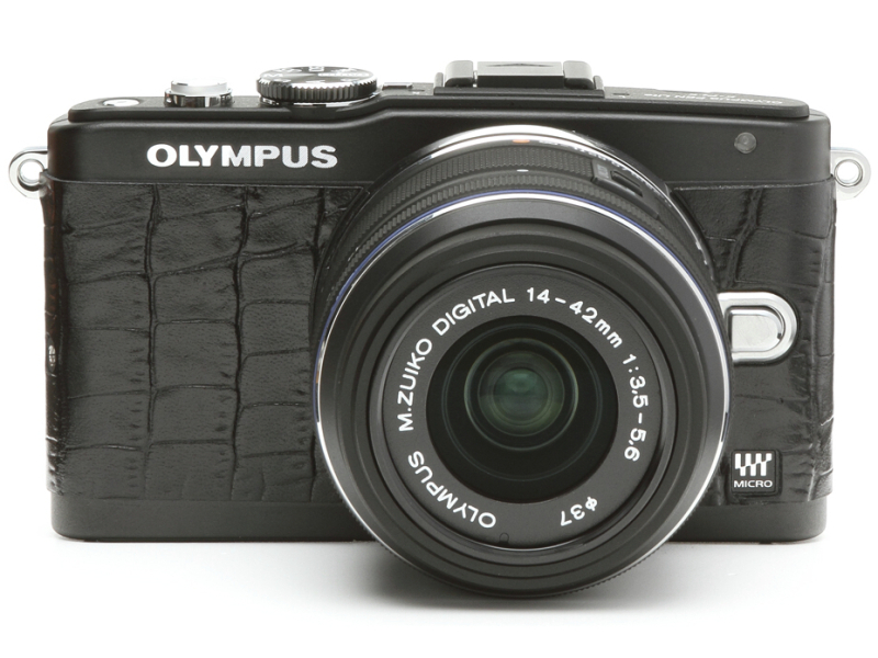 <b>クロコブラック</b>