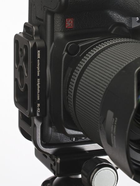 KIRKやRRSなど、各カメラ専用設計のアルカスイスプレートも、K-7およびK-5用がそのまま使える。