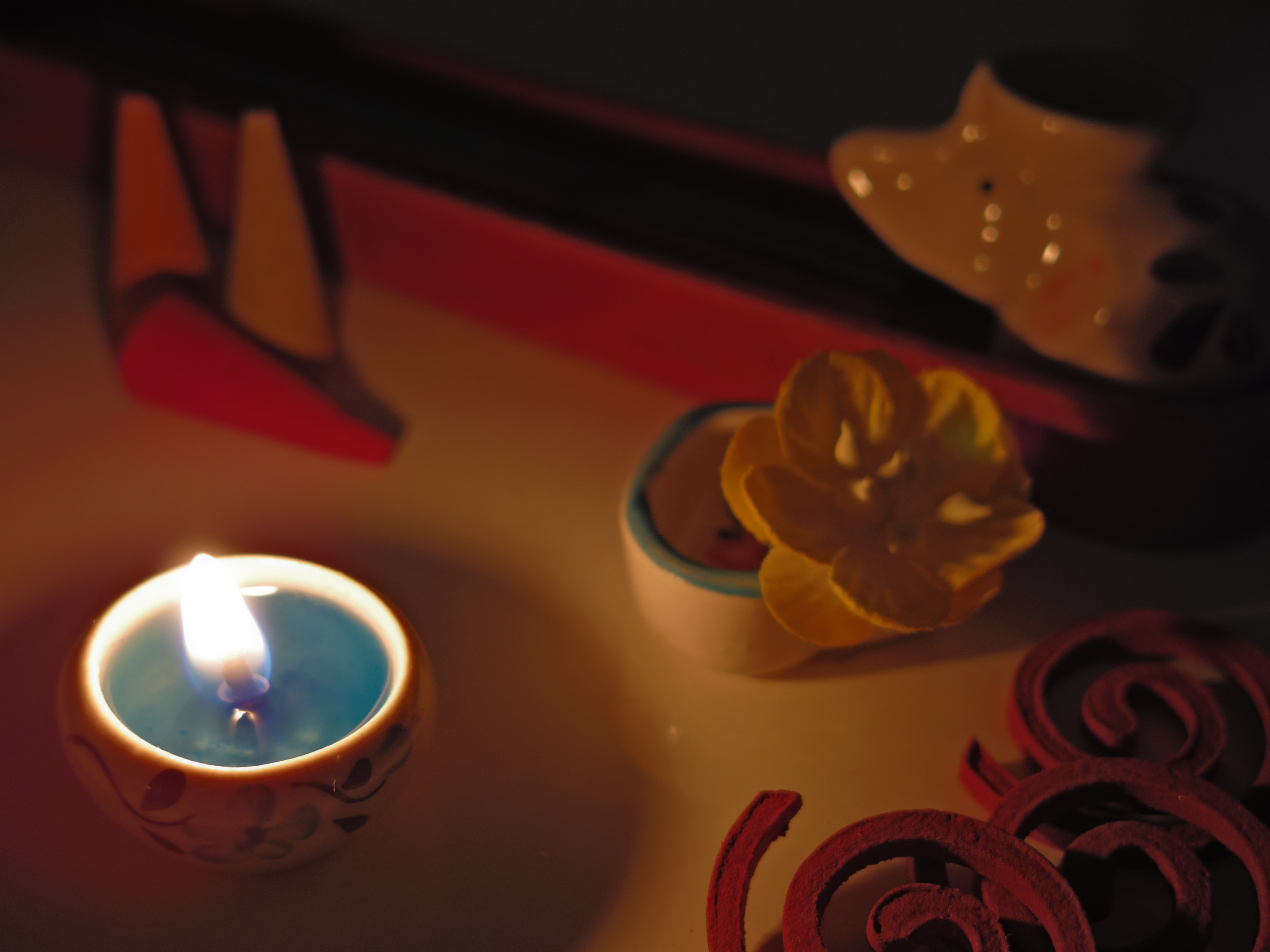 Q10のAWBで撮影。三脚があれば十分ムードの伝わる画が撮ることができます。PENTAX Q10 / 01 STANDARD PRIME / 約4.4MB / 4,000×3,000 / 1/8秒 / F1.9 / 0EV / ISO125 / Aperture Priority / WB：オート / 8.5mm / デジタルフィルター：HDR