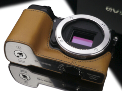 【美品】SONY NEX-5 ボディーのみ　本革ケース付き Sony α ミラーレスカメラ NEX-5R セット（バッグ付き）