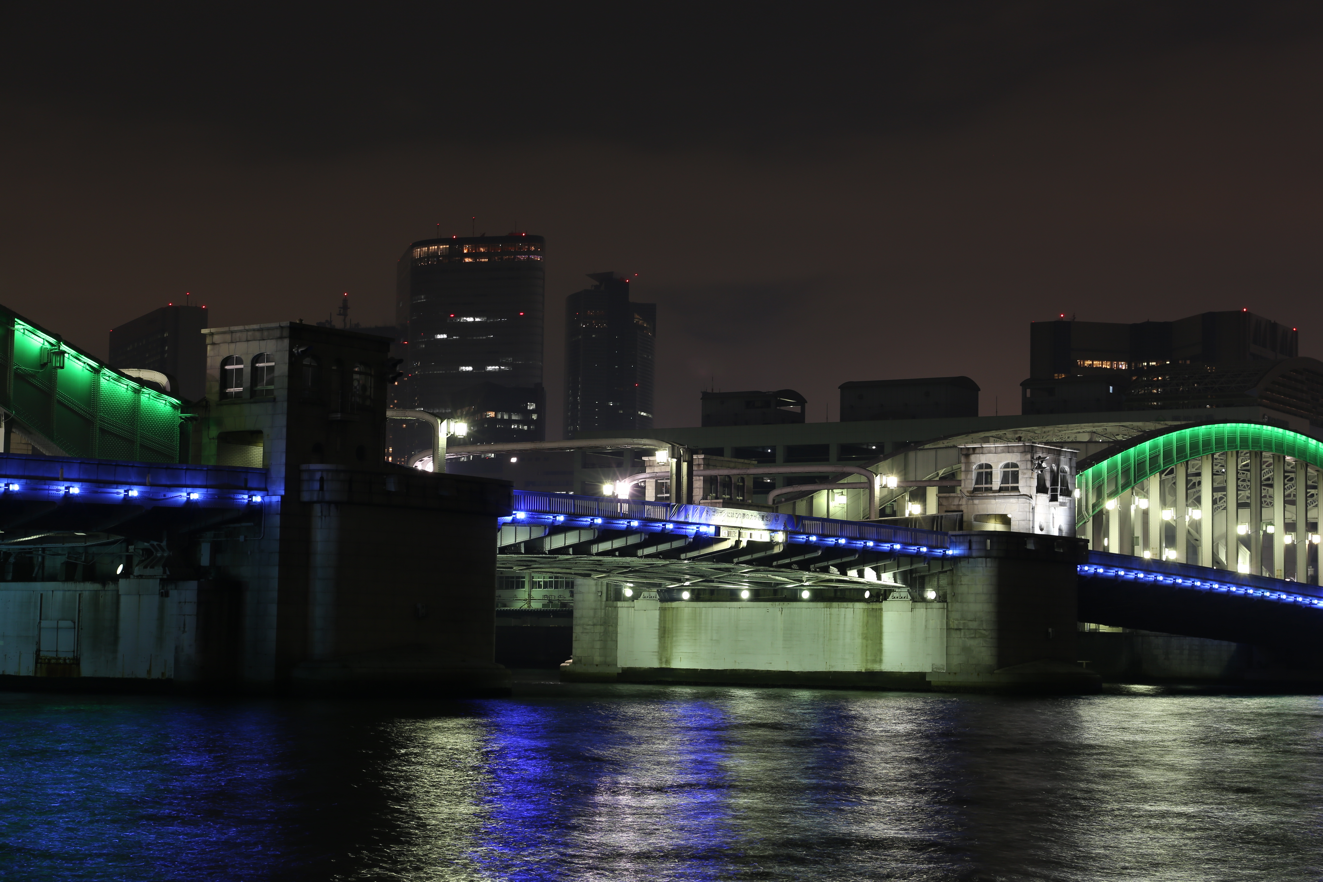 EOS 6D / EF 24-70mm F4 L IS USM / 約5.6MB / 5,472×3,648 / 2.5秒 / F8 / 0EV / ISO200 / 70mm