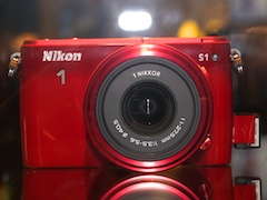 CES】「Nikon 1 J3」「Nikon 1 S1」をアピールしたニコンブース