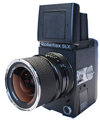 ローライフレックスSLXの交換レンズ内には、2つのリニアモーターが設けられ、それぞれ絞り羽根とレンズシャッターの羽根を駆動している。