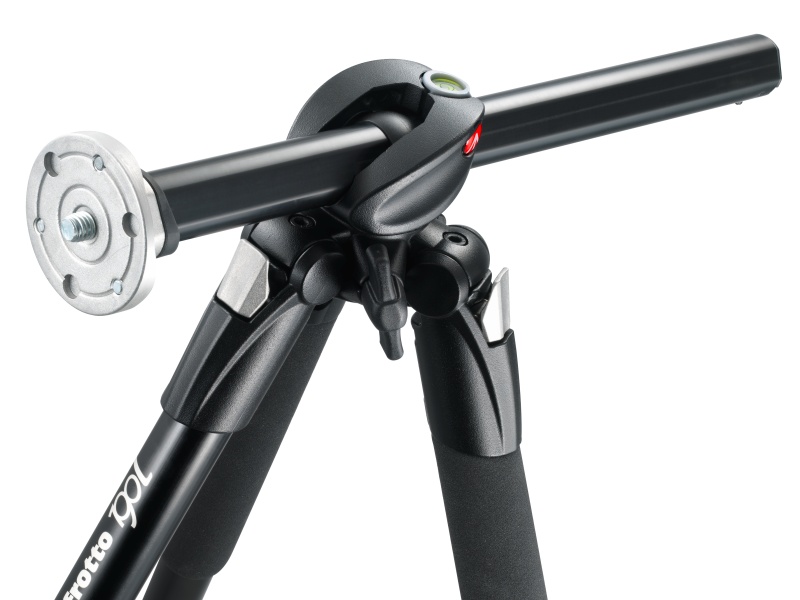 センターポールを水平に倒せる機構を装備