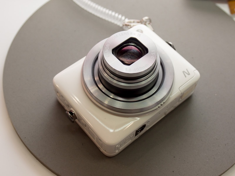 鏡筒根元にある2つのリングがシャッターリング（前方）とズームリング（後方）