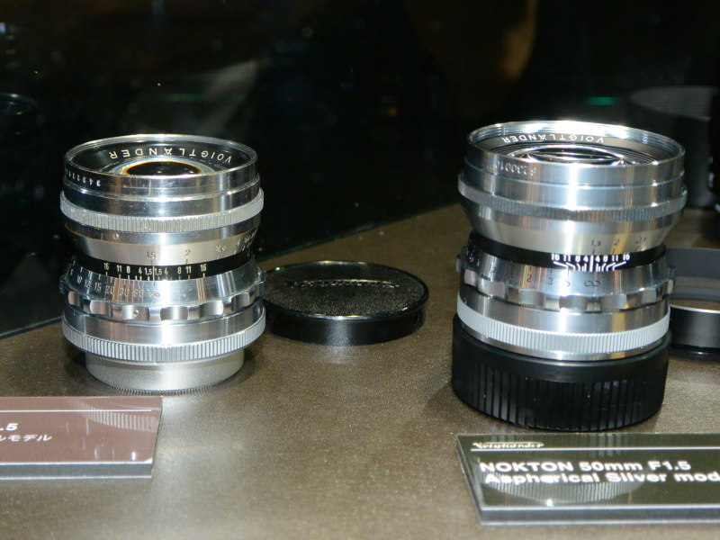 1950年代のLマウントレンズNOKTON 50mm F1.5（左）のデザインと、1999年発売製品の光学系を融合したVM版のNOKTON 50mm F1.5 Aspherical（右）