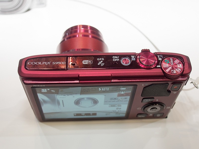 GPSと無線LANを内蔵