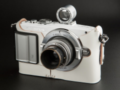 デジカメドレスアップ主義：男性向けホワイトドレスアップ - デジカメ