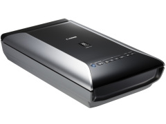 CanoScan 9000F Mark II フラットベッドスキャナー 美品 キヤノン、統合ソフトに対応した「CanoScan 9000F Mark II