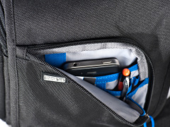 Think Tank Photo、ミラーレス/一眼レフ用のフラップ式小型ショルダー