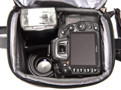 Think Tank Photo、ミラーレス/一眼レフ用のフラップ式小型ショルダー
