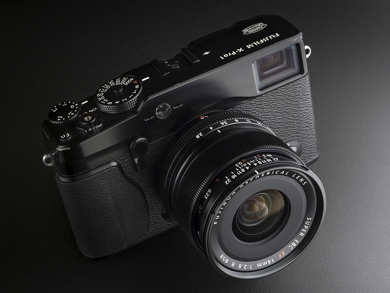 発売は1月19日。実勢価格は7万8,600円前後。